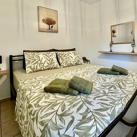 Apartment Agis *